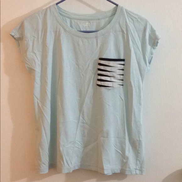 Uniqlo Tops - Uniqlo women's light blue tee size XS